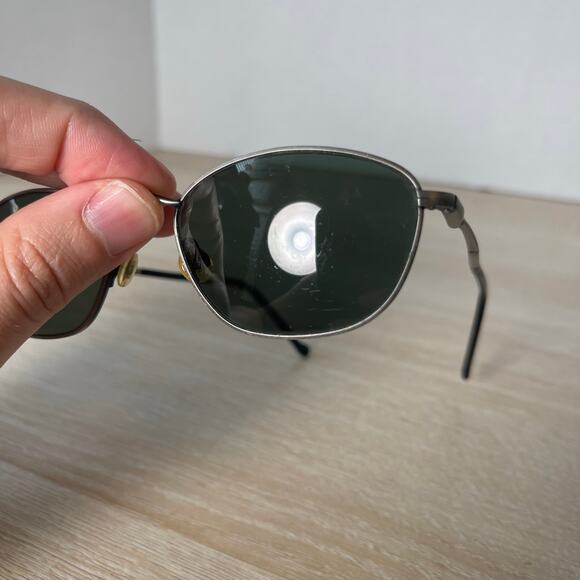 Vintage B&L Ray-Ban W2975 Sunglasses Green Lenses Gunmetal READ - Picture 12 of 16